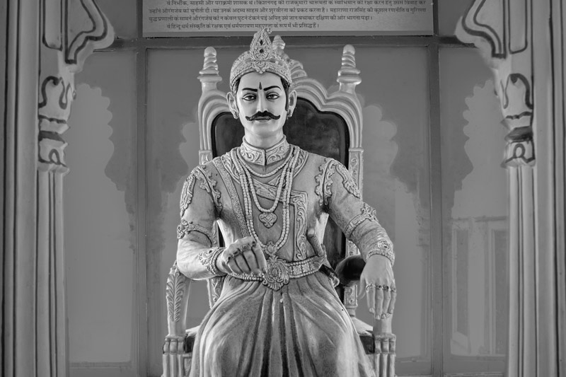 Statue of Maharana Raj Singh I - the creator of Rajsamand Lake